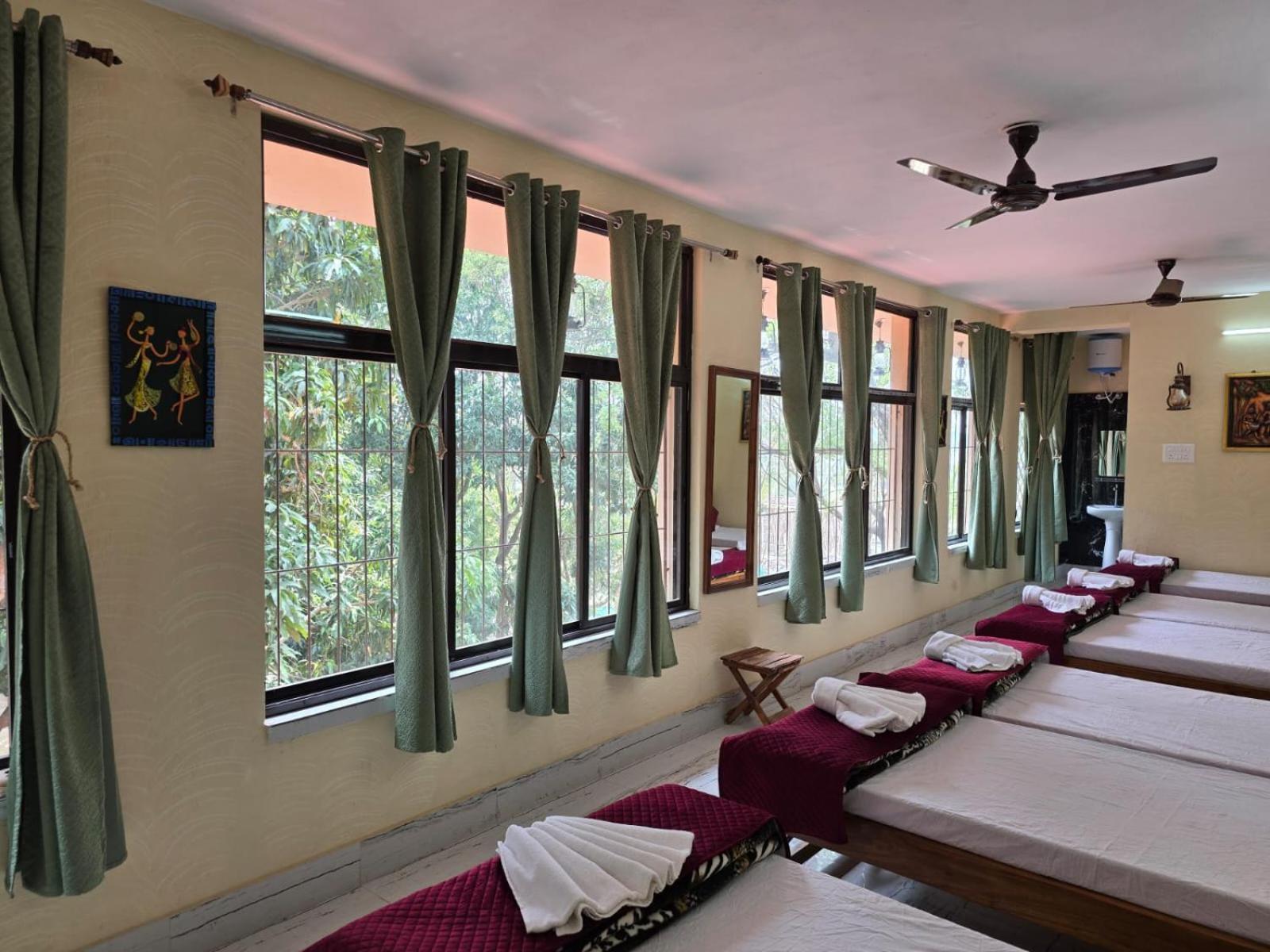 Moon Village Resort Shantiniketan Bagian luar foto